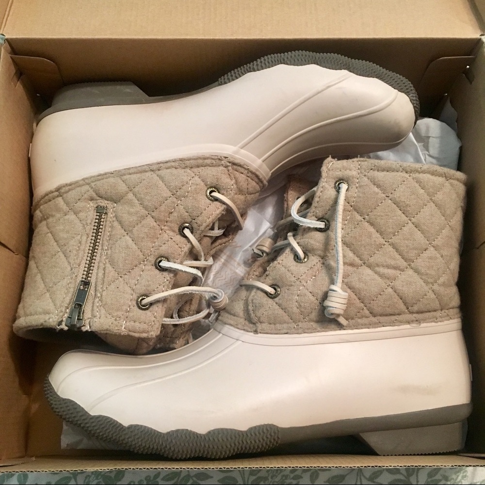 Women’s Sperry Duck Boots